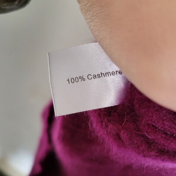 Cashmere Addiction 100% Cashmere Purple Turtleneck Pullover Cozy Sweater Small - Picture 8 of 10